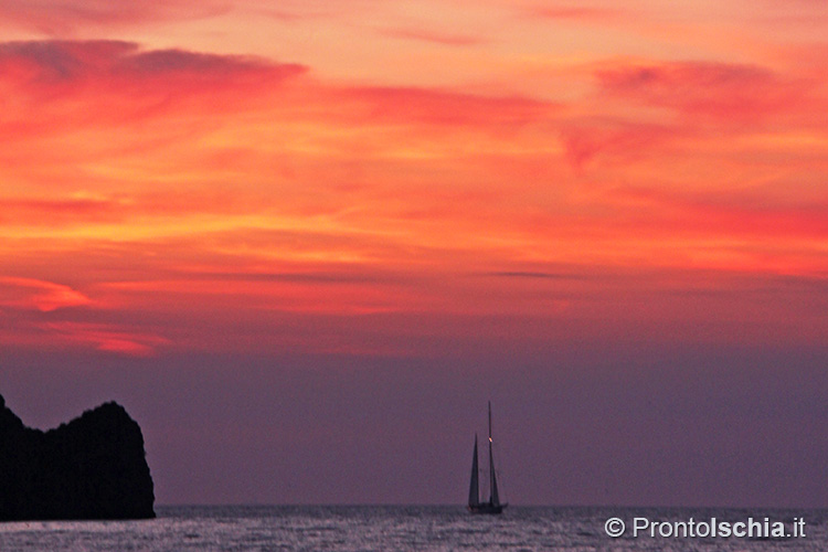 Ischia al tramonto, i pi&ugrave; belli dell'isola 6